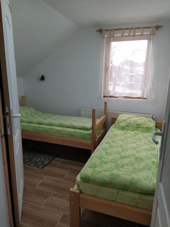 Bed and Breakfast Domacinstvo Kod Gere Crni Vrh Exteriér fotografie